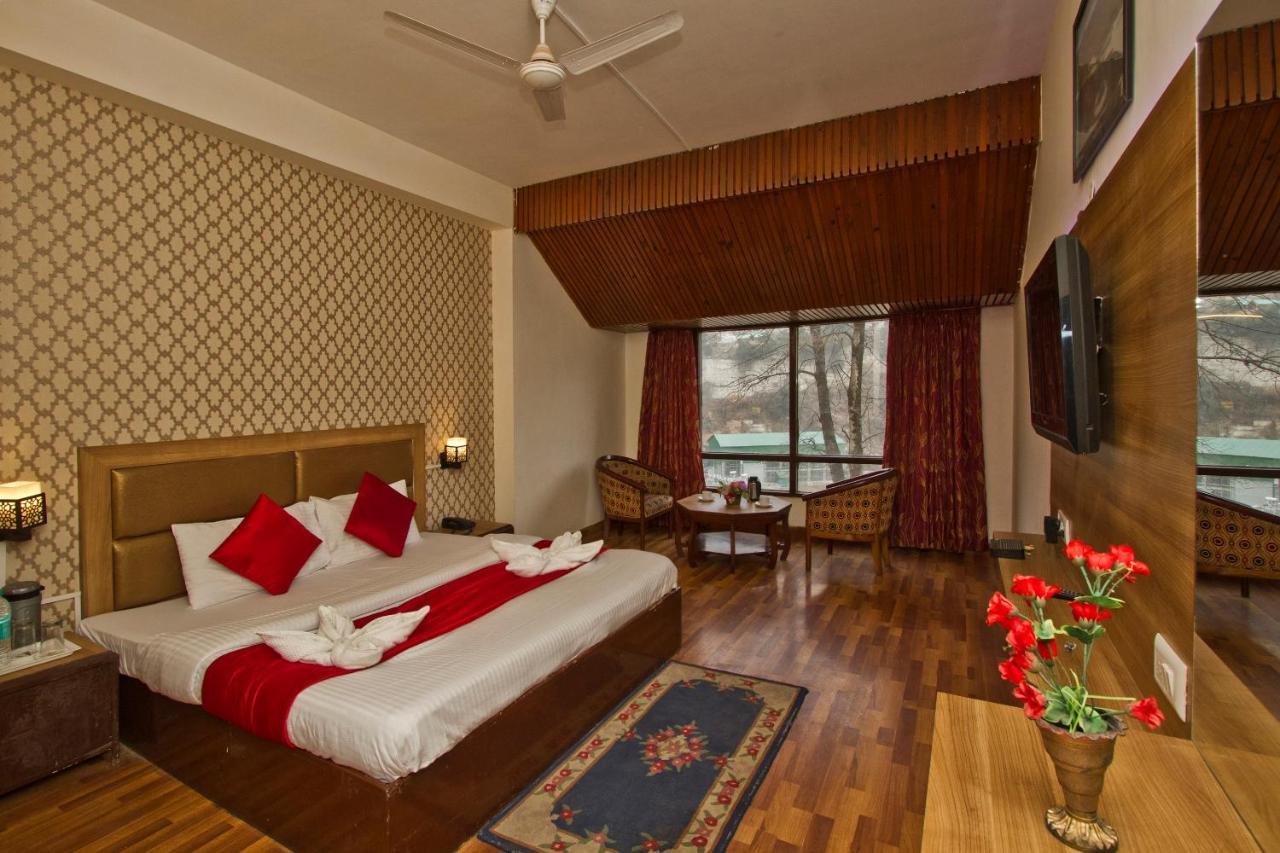 Hotel Sitara International Manāli Exteriér fotografie